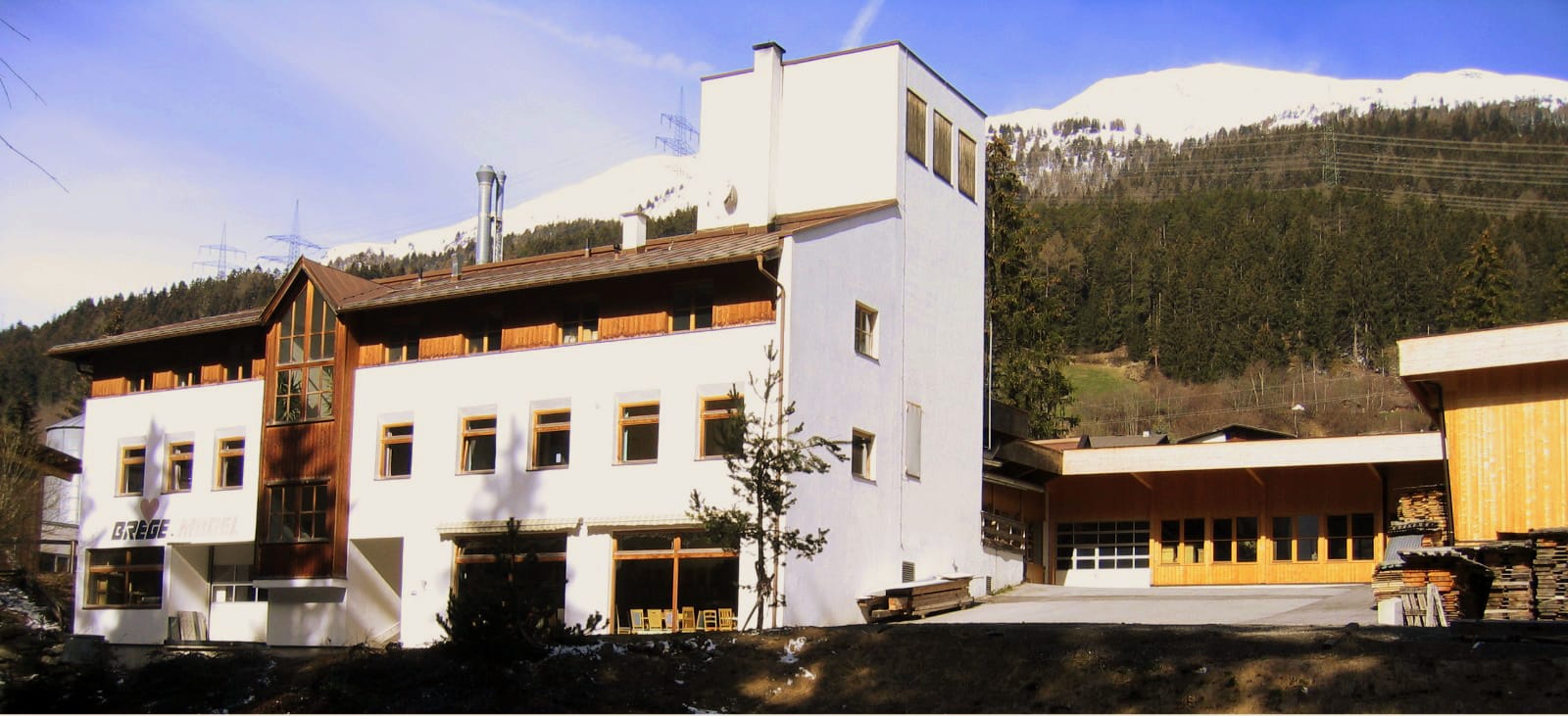 Firmengebäude von Brege Möbel in Wenns im Pitztal